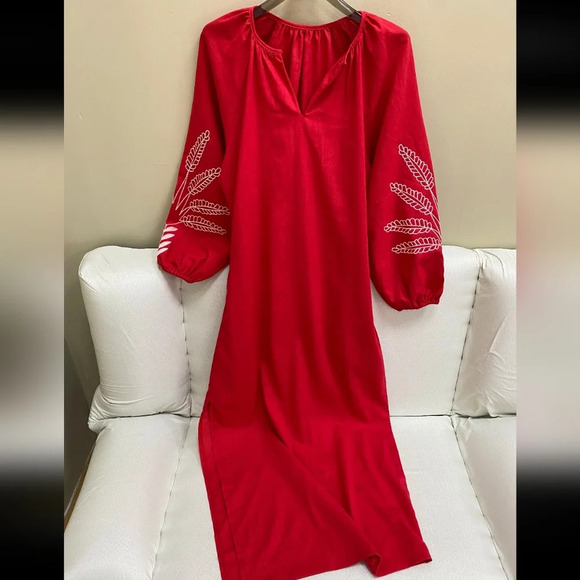 Bornladies Fashion embroidered linen red dress. Small. - Picture 6 of 7